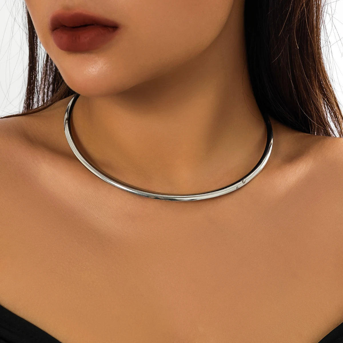 Golden Elegance Choker
