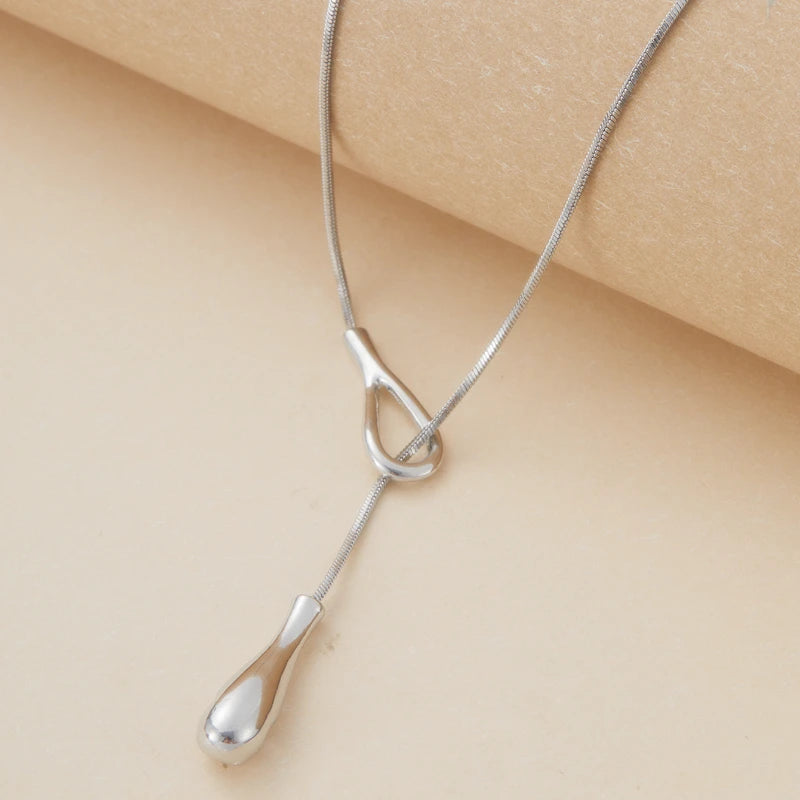 Luxe Droplet Lariat Necklace