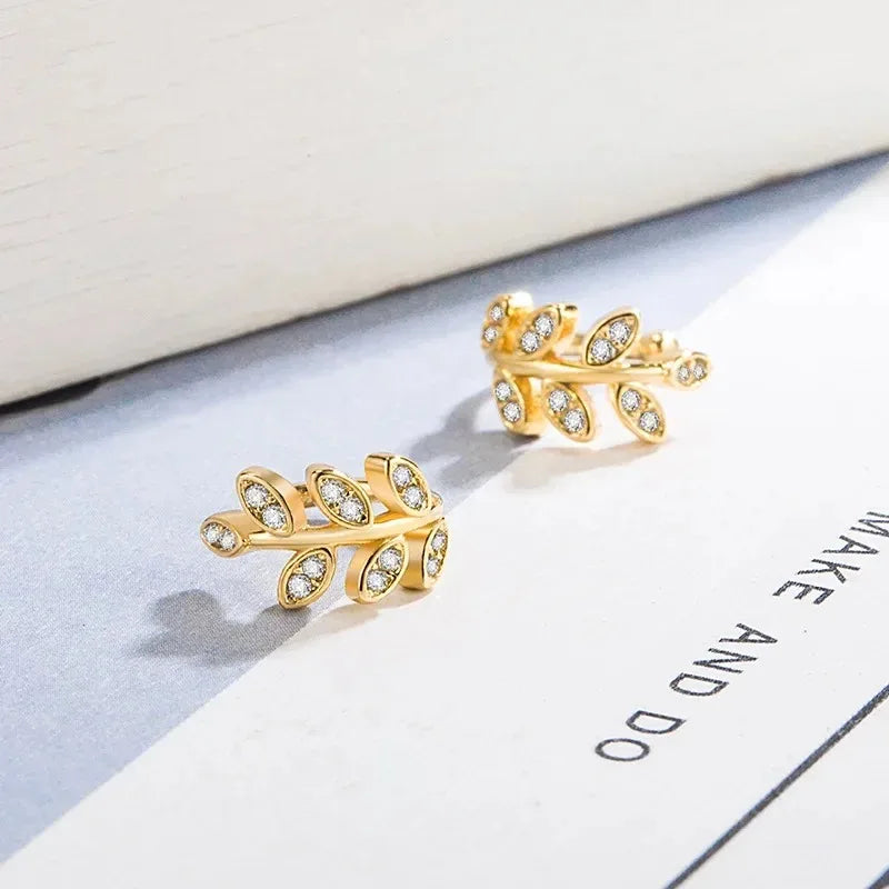 Luxe Leaf Ear Cuff