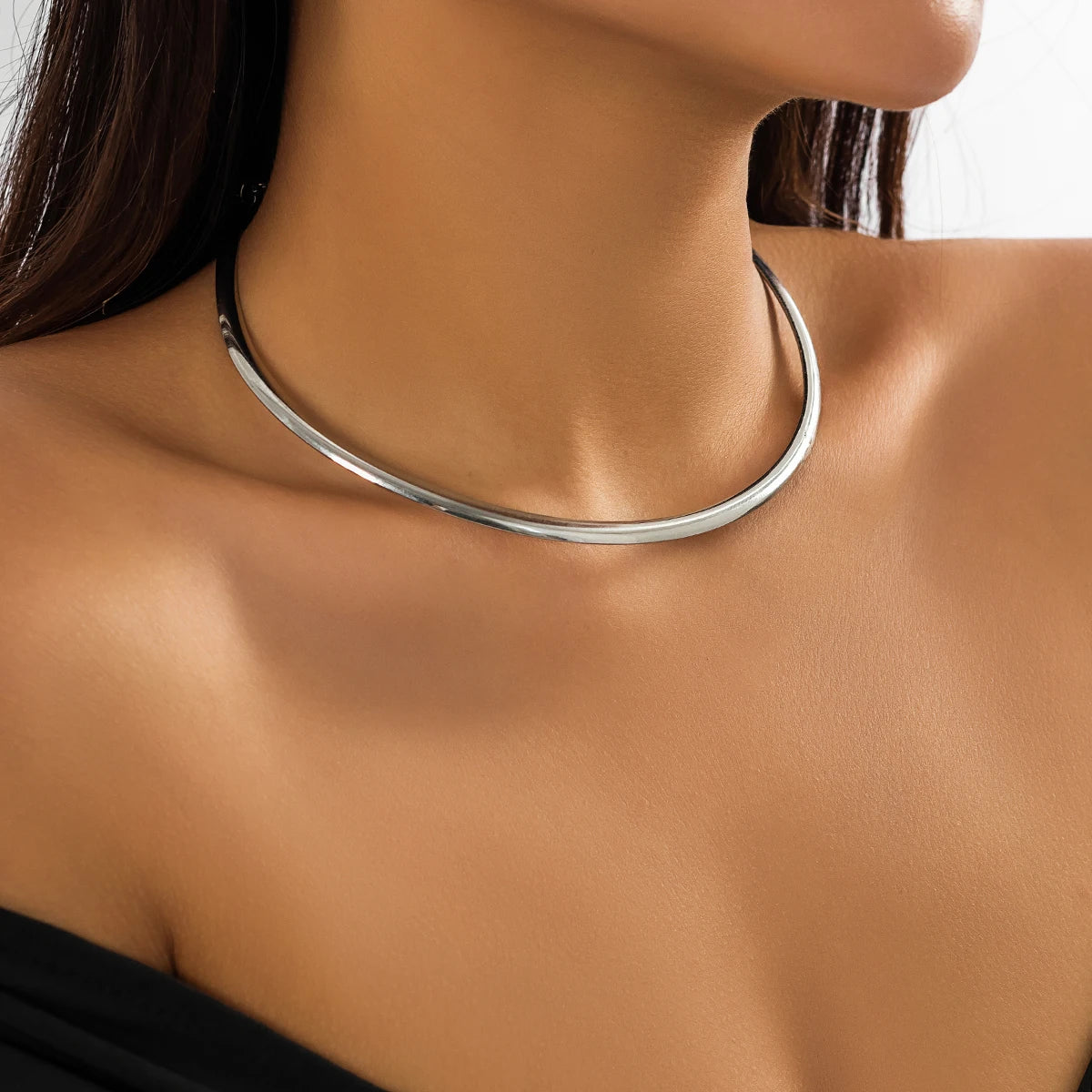 Golden Elegance Choker