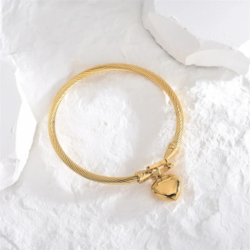 Product Name: Eternal Heart™ 18K Gold Bracelet