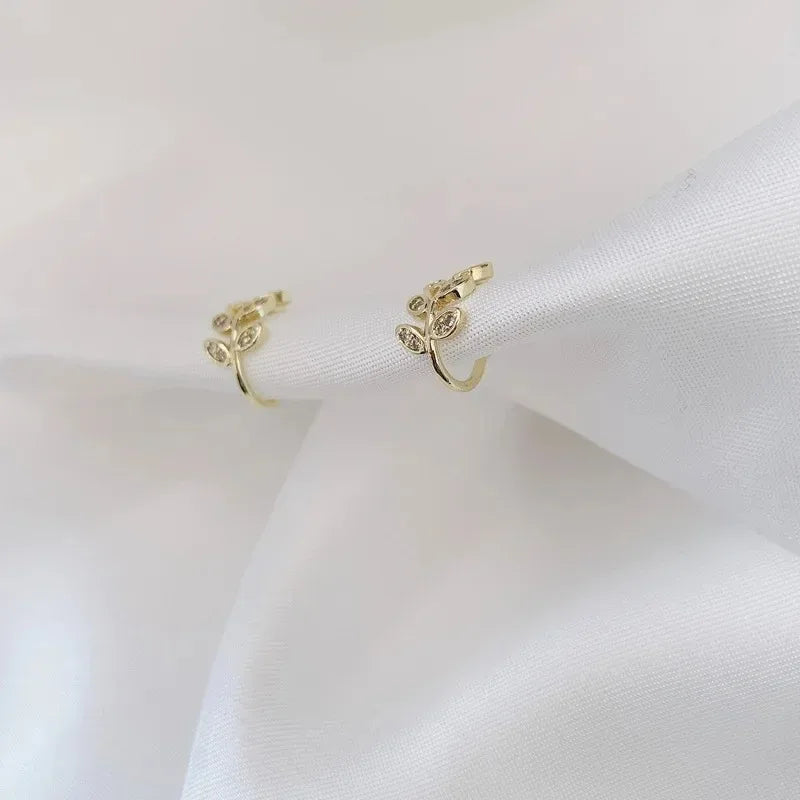 Luxe Leaf Ear Cuff