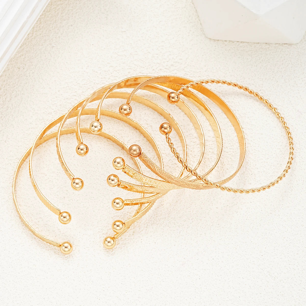 Aurora Vintage Gold Bangle Set