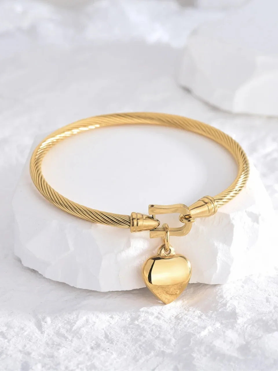 Product Name: Eternal Heart™ 18K Gold Bracelet
